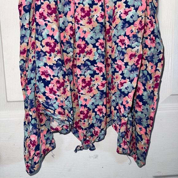 Floral Off Shoulder Top - Picture 2 of 5